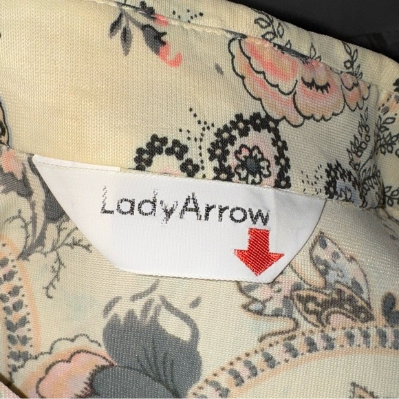 Lady Arrow vintage 1970’s floral button down shirt!  So hippie/boho! 🌺 - Picture 5 of 5